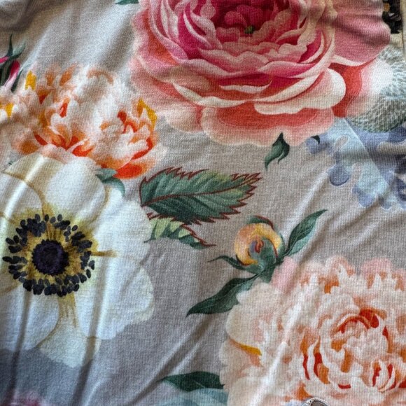 POSH PEANUT Floral Ruffled Footie Pajamas Girls 0-3 Infant Ruffle Bamboo Zippie - Picture 4 of 8